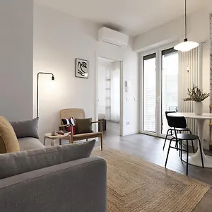 https://bilocale-accogliente-e-luminoso-a-pochi-passi-dai.it-lombardy.com